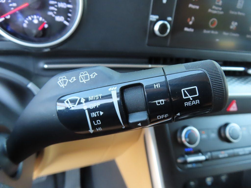 2024 Kia Carnival LX Seat Package