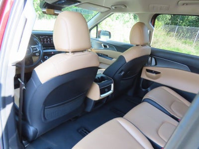 2024 Kia Carnival LXS
