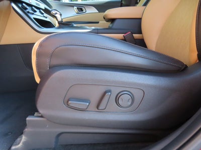2024 Kia Carnival LX Seat Package