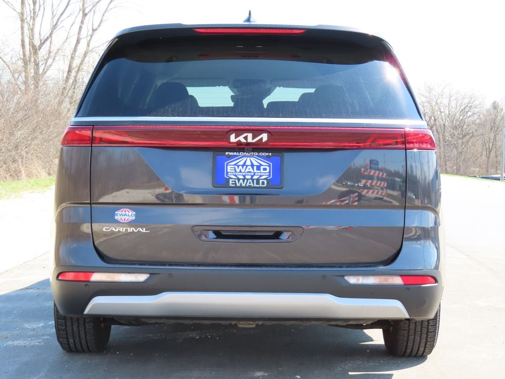 2023 Kia Carnival LX Seat Package
