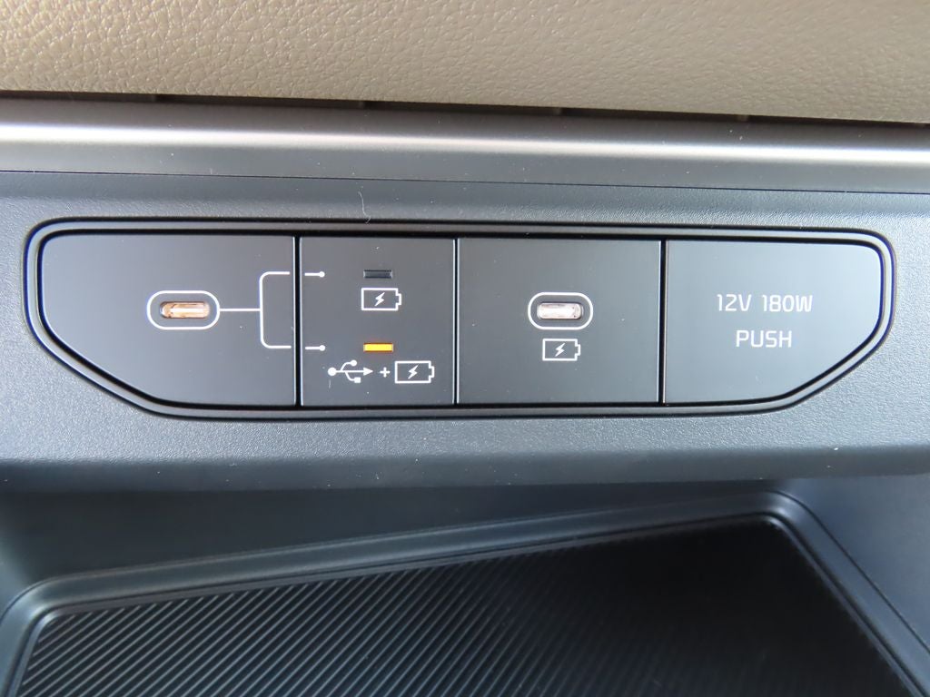 2026 Kia Carnival LX