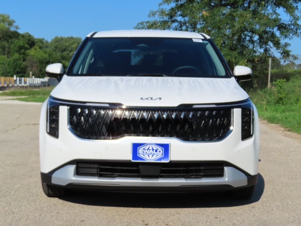 2027 Kia Carnival LXS