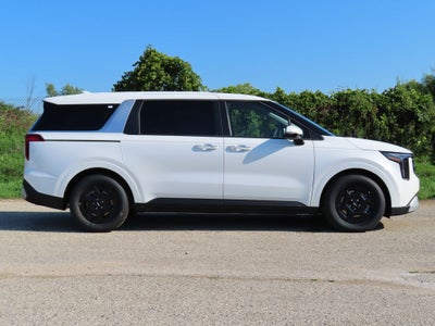2027 Kia Carnival LXS
