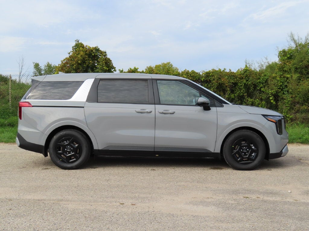 2027 Kia Carnival LXS