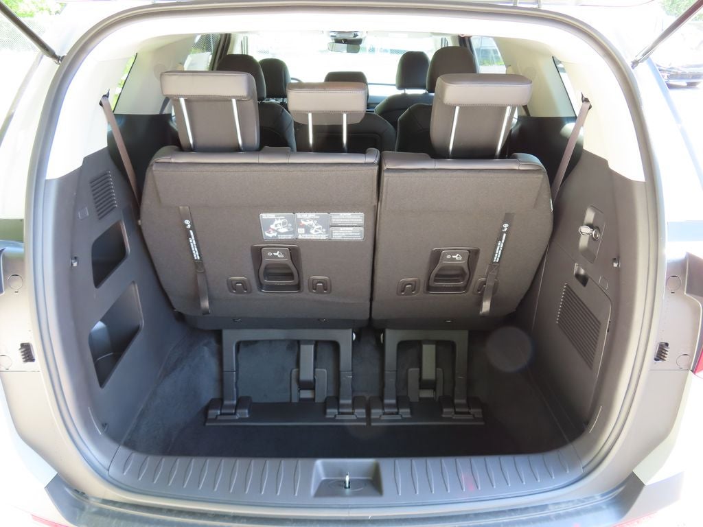 2027 Kia Carnival LXS