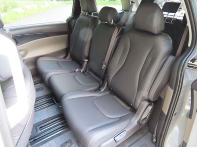 2027 Kia Carnival LXS