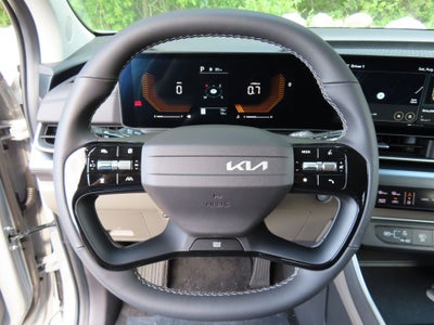 2027 Kia Carnival LXS
