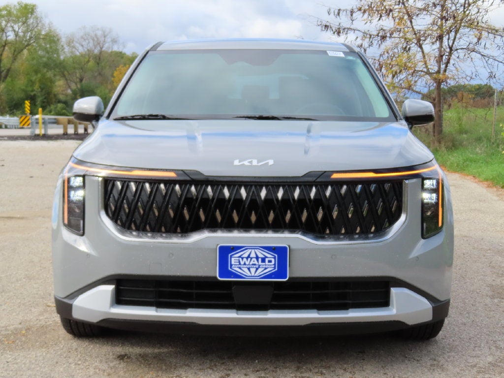 2027 Kia Carnival LXS