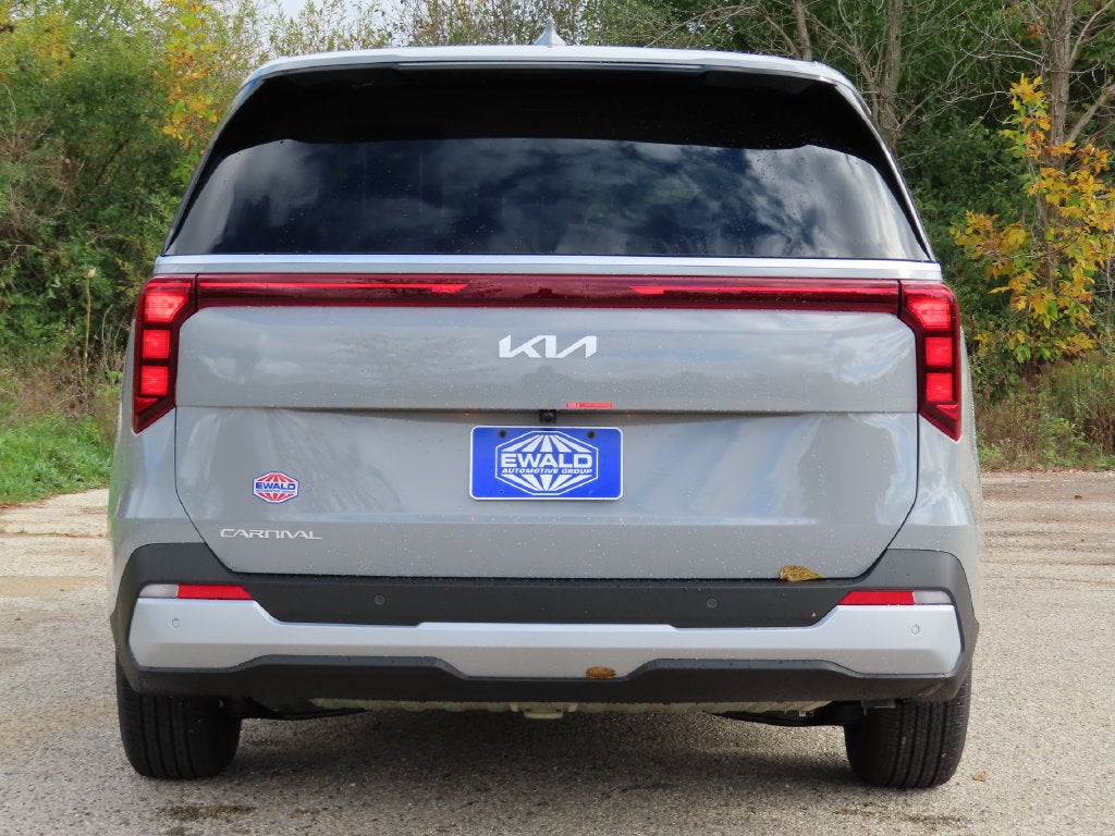 2027 Kia Carnival LXS