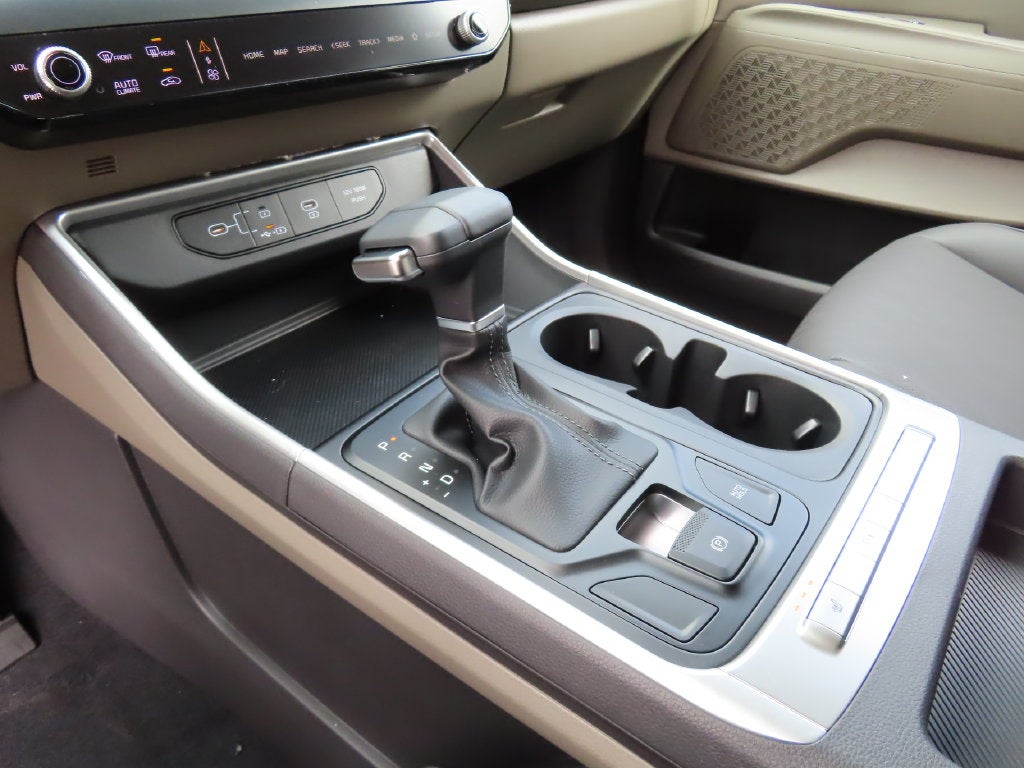 2027 Kia Carnival LXS