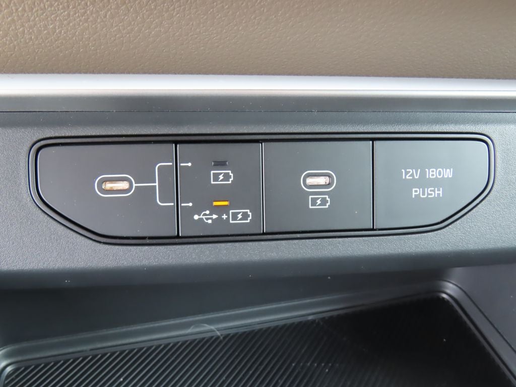 2026 Kia Carnival LXS