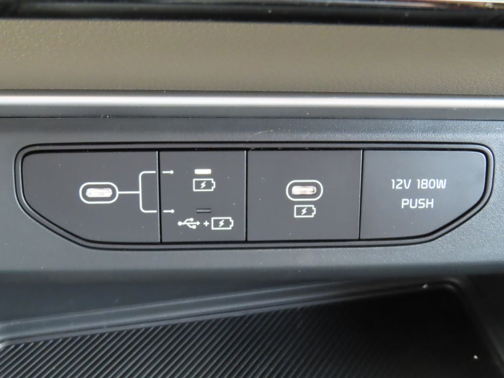 2027 Kia Carnival Hybrid LXS