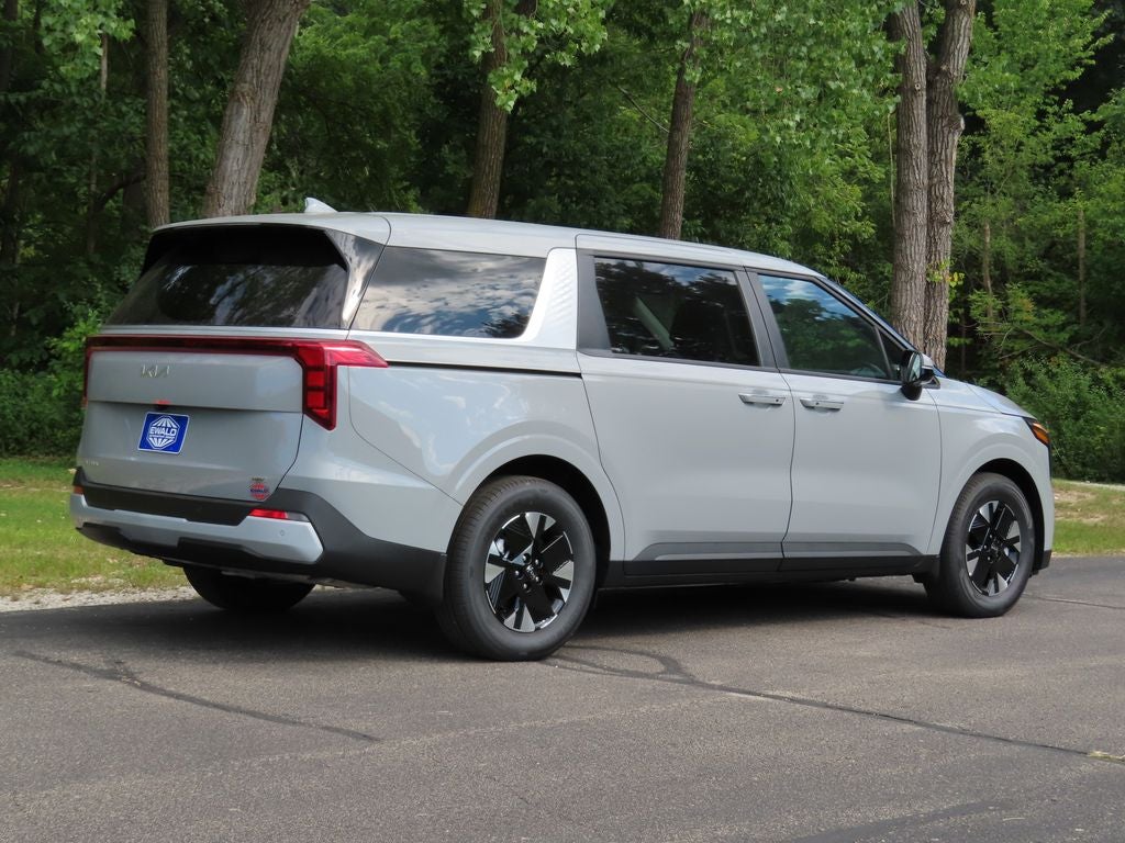 2027 Kia Carnival Hybrid LXS