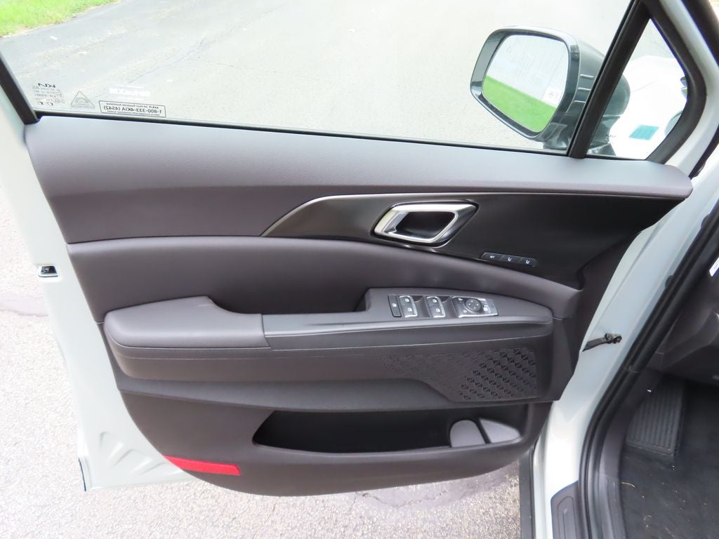 2027 Kia Carnival EX