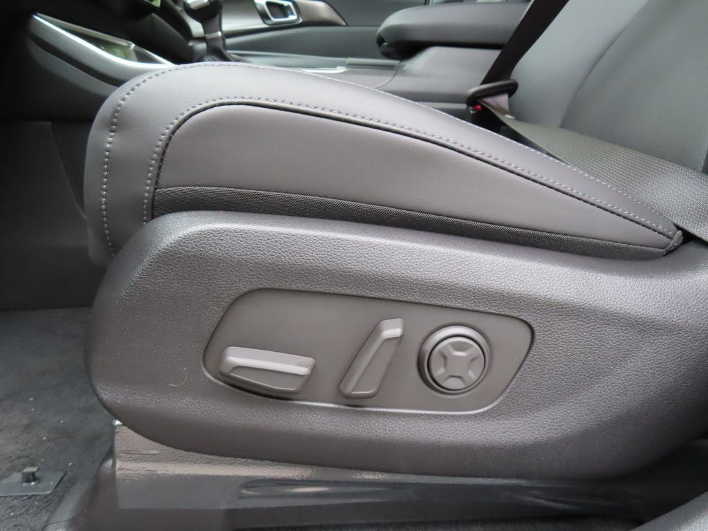 2027 Kia Carnival EX