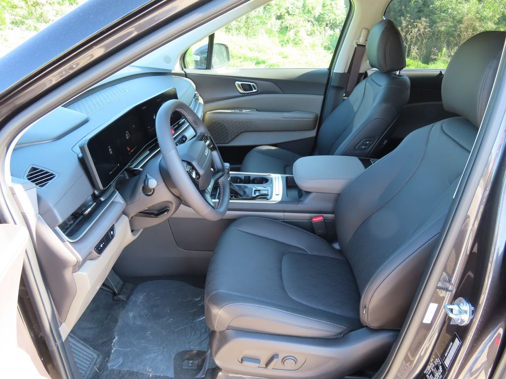 2027 Kia Carnival EX