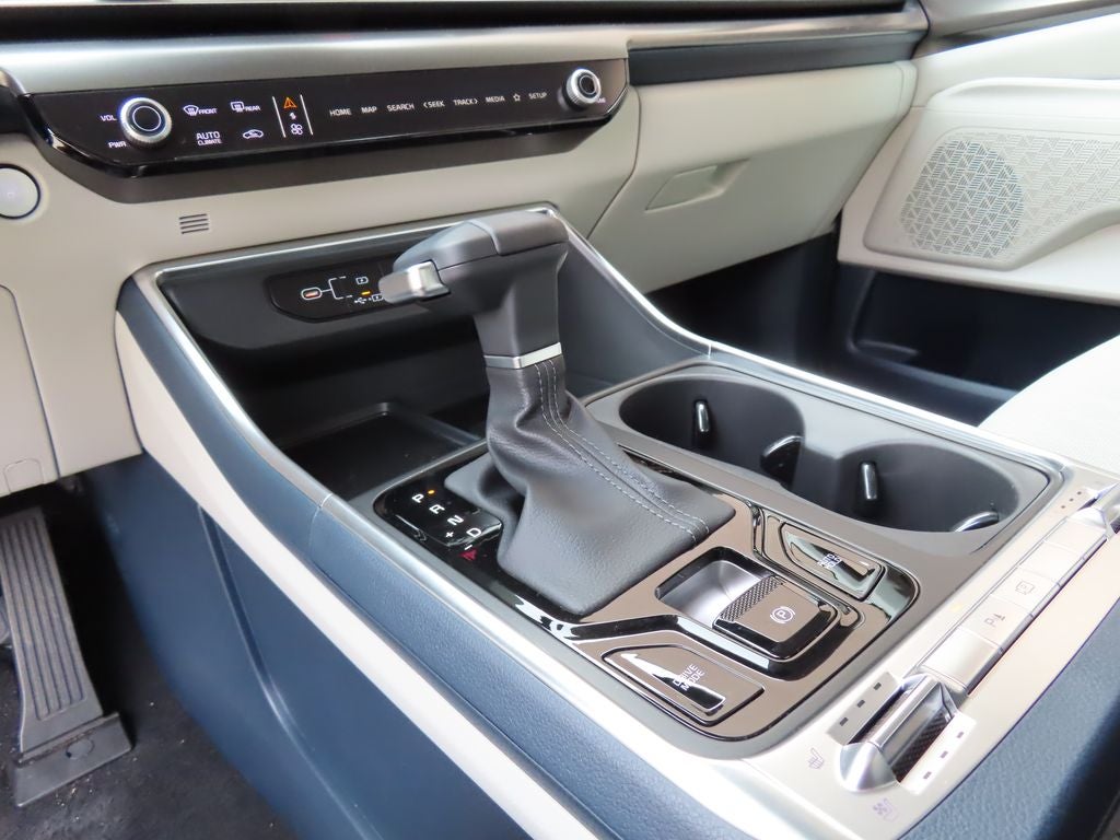 2026 Kia Carnival SX