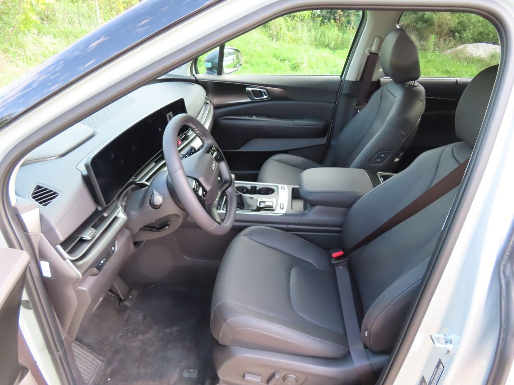 2027 Kia Carnival SX