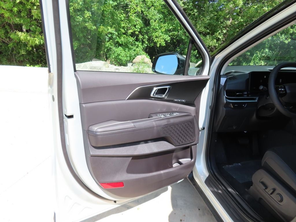 2027 Kia Carnival SX