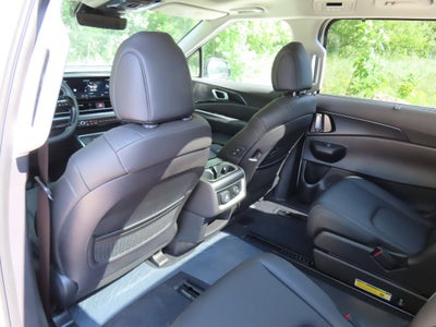 2027 Kia Carnival SX