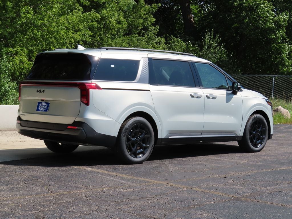 2027 Kia Carnival SX