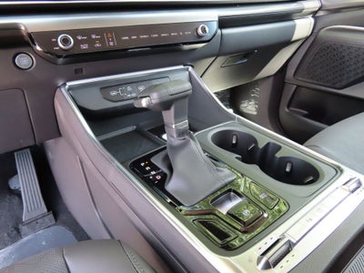 2027 Kia Carnival SX