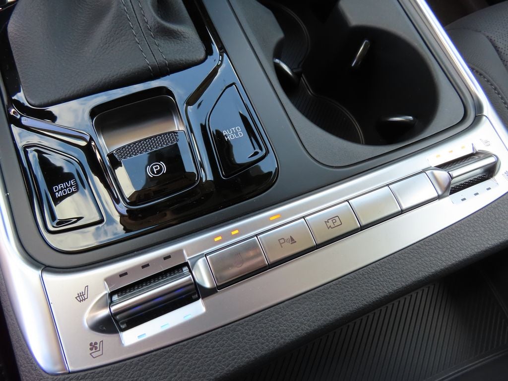 2026 Kia Carnival Base