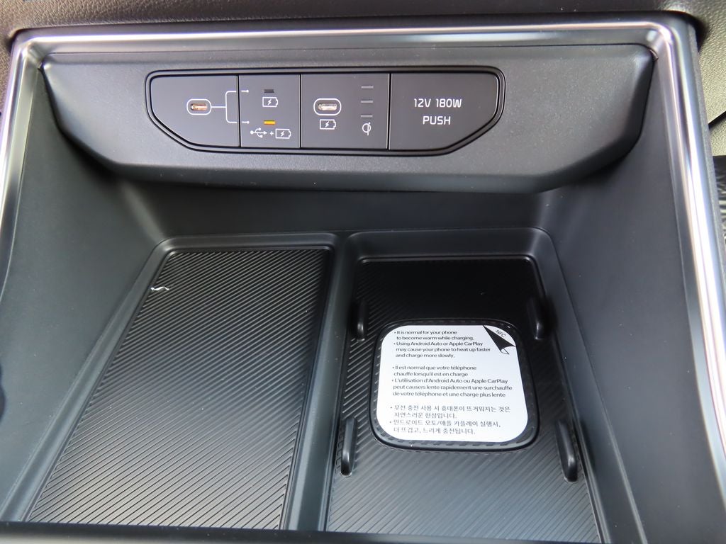 2026 Kia Carnival Base