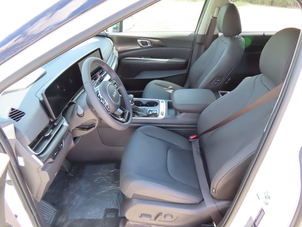 2026 Kia Carnival Base