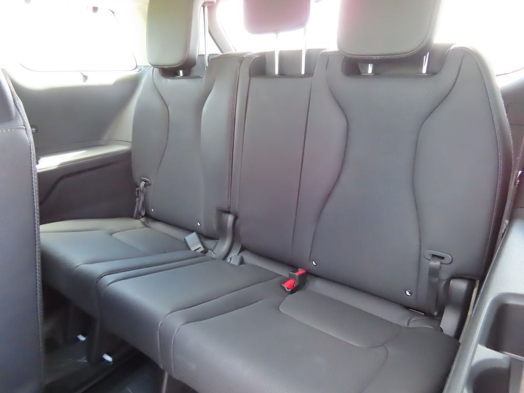 2026 Kia Carnival Base