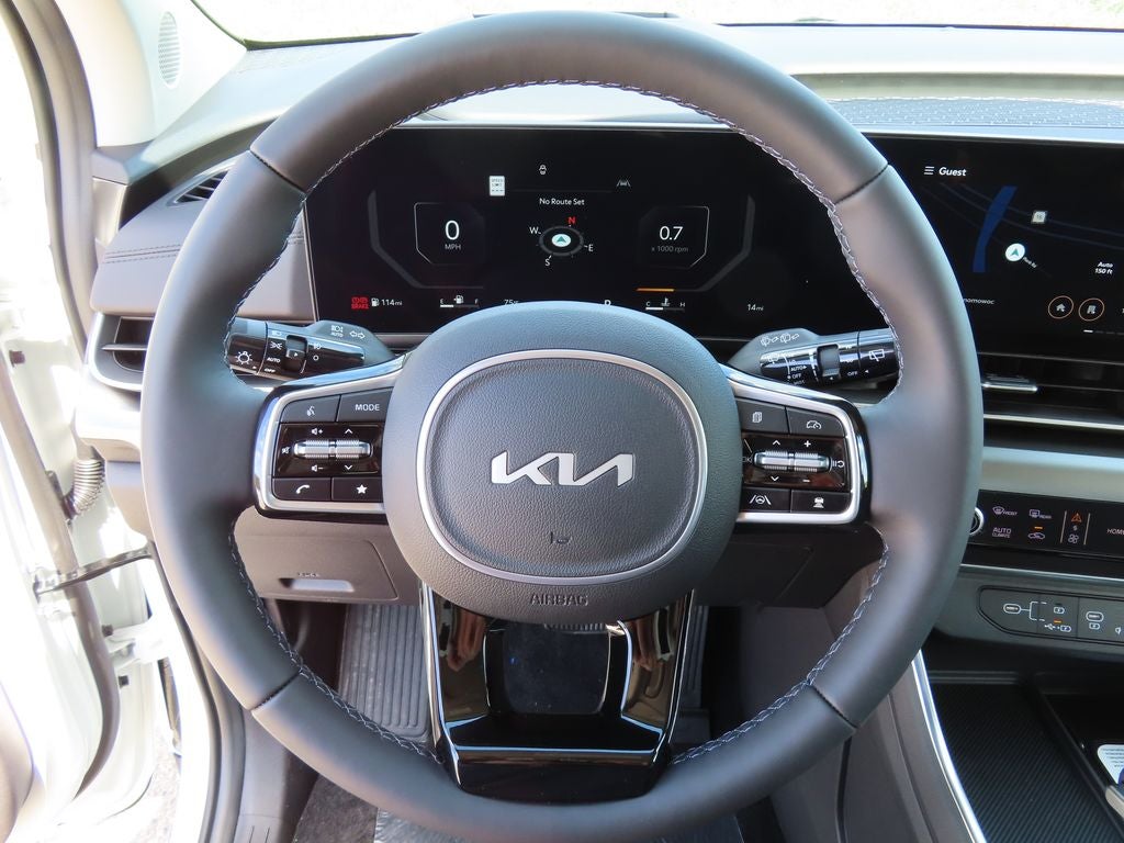 2026 Kia Carnival Base