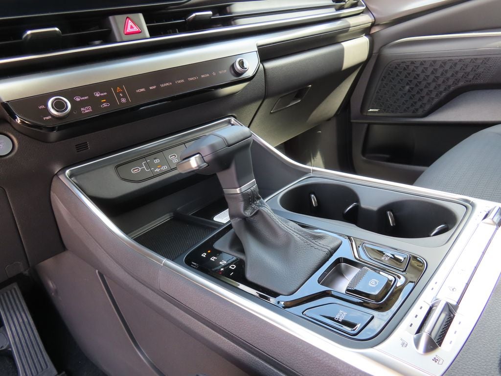 2026 Kia Carnival Base