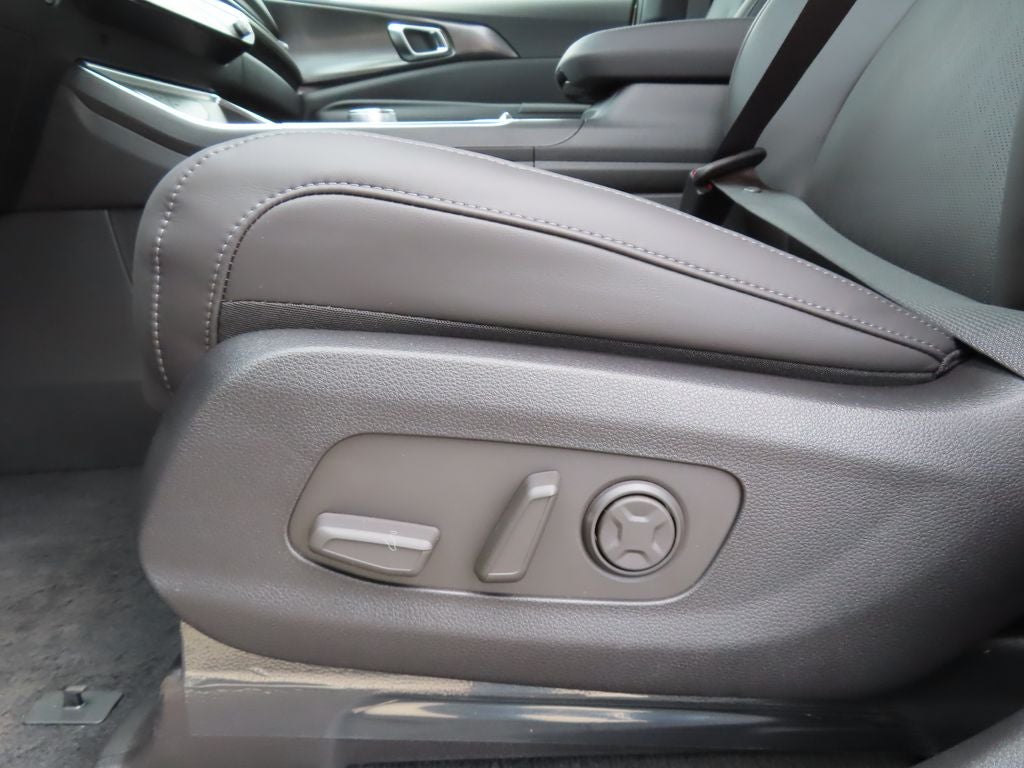 2027 Kia Carnival Hybrid SX