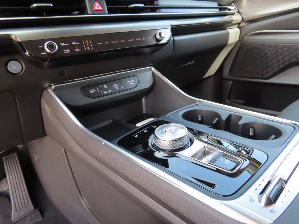 2027 Kia Carnival Hybrid SX