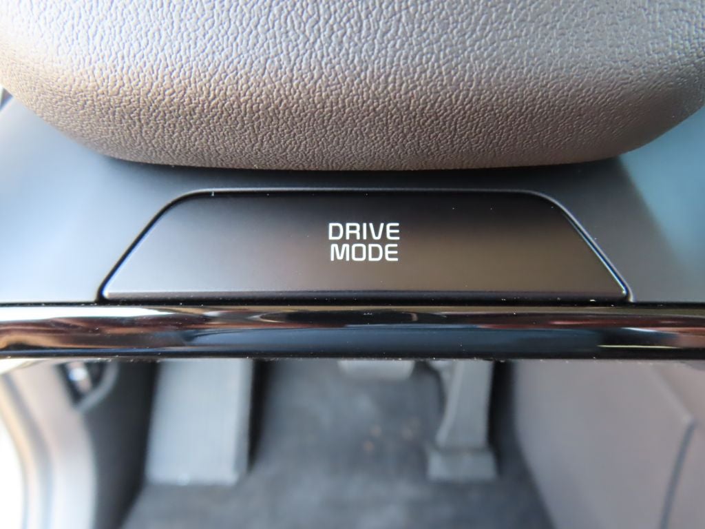2027 Kia Carnival Hybrid SX