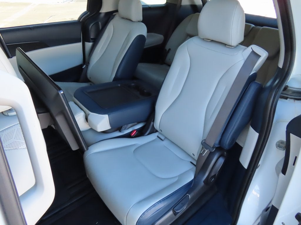 2025 Kia Carnival Hybrid SX