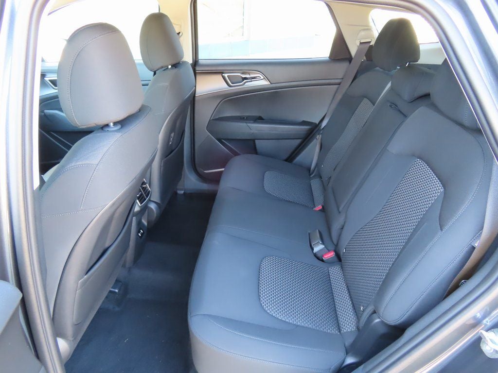 2026 Kia Sportage Hybrid S