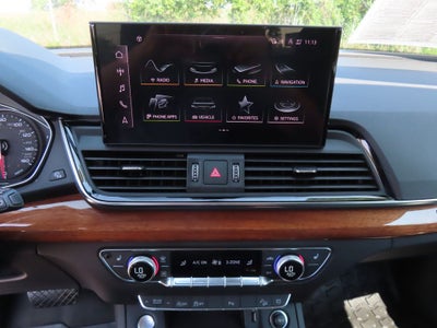 2023 Audi Q5 45 S line Premium quattro
