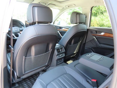 2023 Audi Q5 45 S line Premium quattro