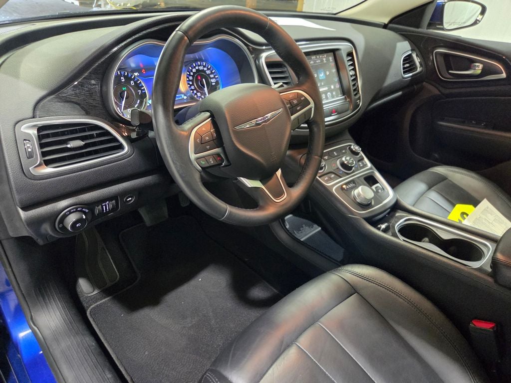 2016 Chrysler 200 C