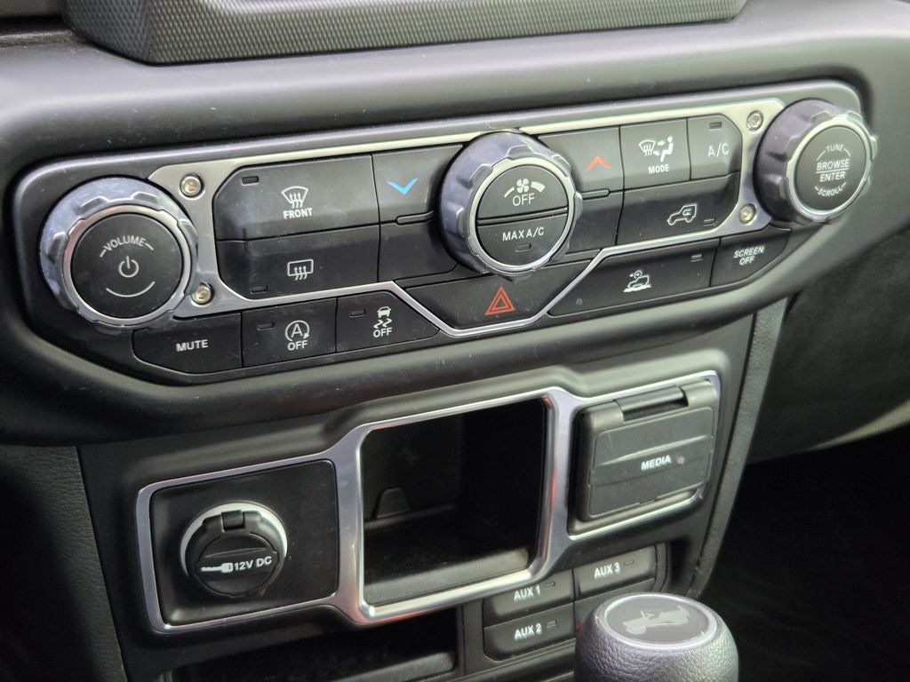 2022 Jeep Wrangler Sport