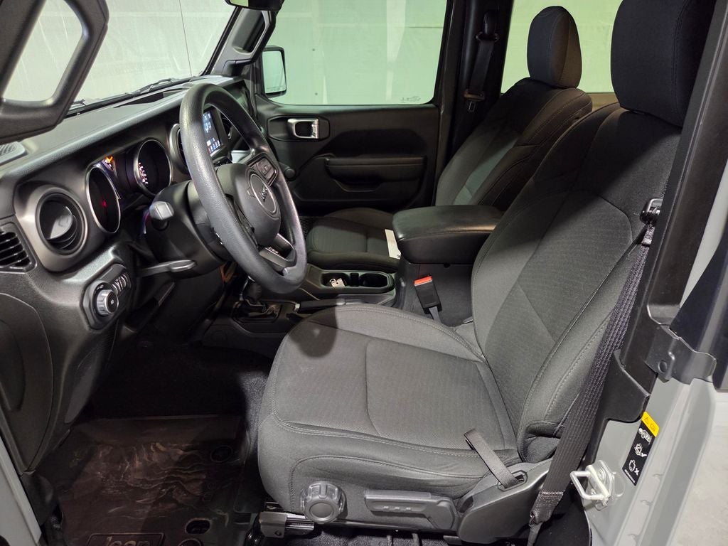 2022 Jeep Wrangler Sport