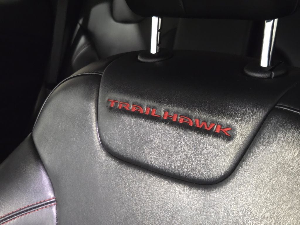 2020 Jeep Cherokee Trailhawk