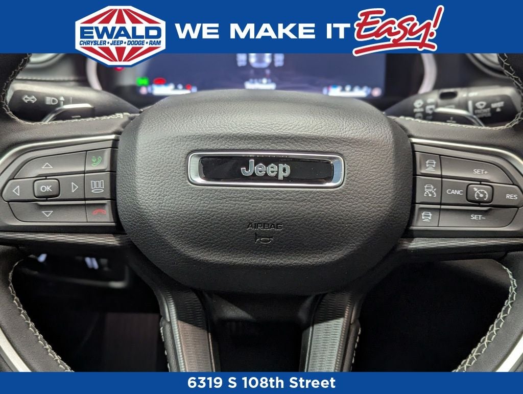 2025 Jeep Grand Cherokee Laredo