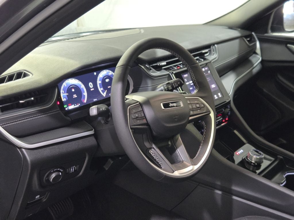 2026 Jeep Grand Cherokee Laredo X