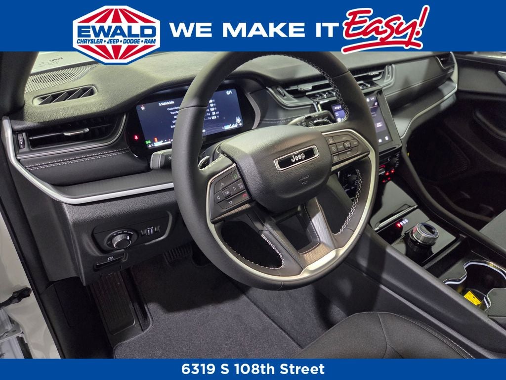 2026 Jeep Grand Cherokee Laredo X