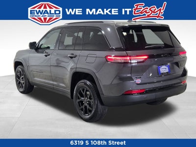 2025 Jeep Grand Cherokee Laredo