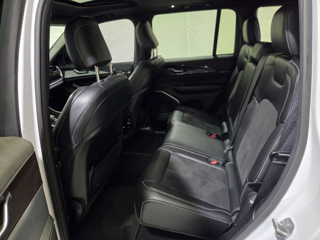 2022 Jeep Grand Cherokee Altitude