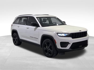 2022 Jeep Grand Cherokee Altitude
