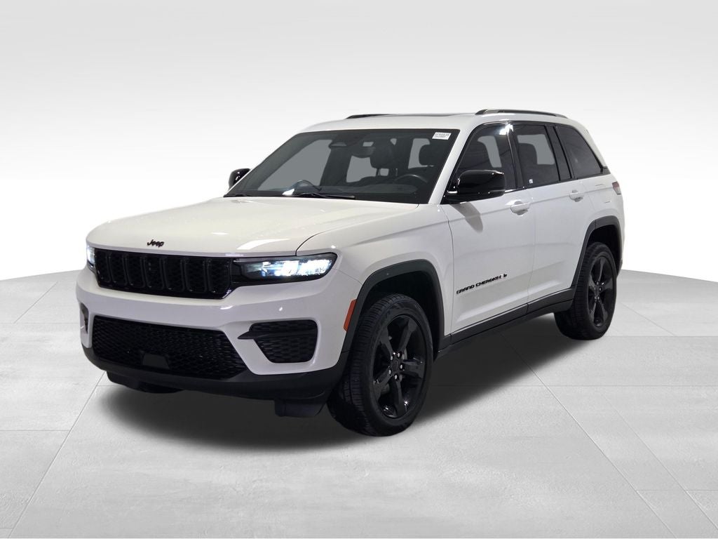 2022 Jeep Grand Cherokee Altitude